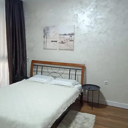 Onix Blue Mamaia Nord Tudor Daire